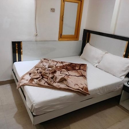 Hotel Geetanjali Inn นิวเดลี ภายนอก รูปภาพ
