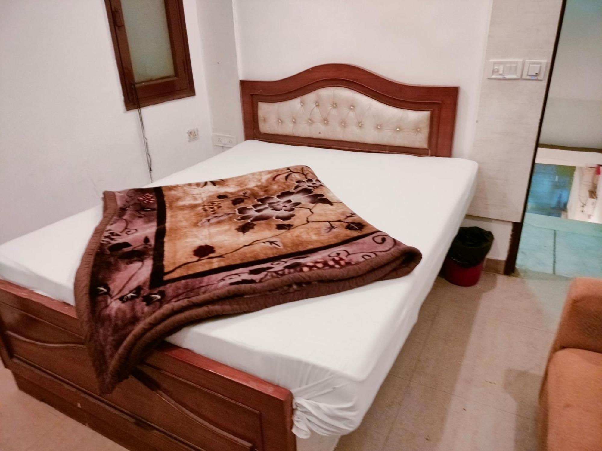 Hotel Geetanjali Inn นิวเดลี ภายนอก รูปภาพ