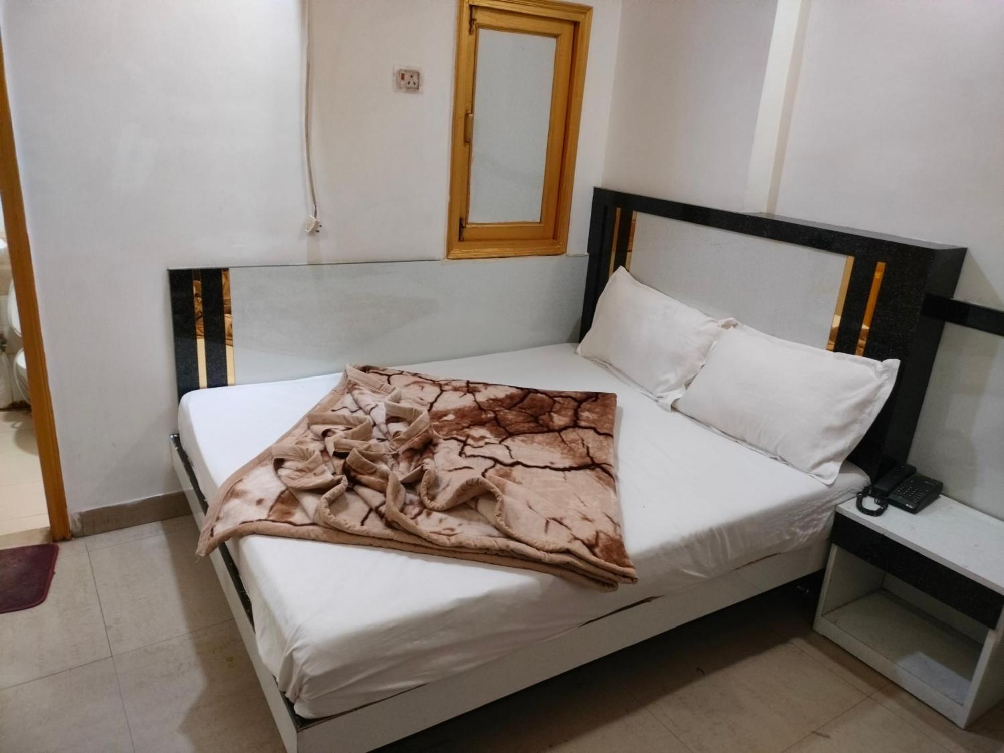 Hotel Geetanjali Inn นิวเดลี ภายนอก รูปภาพ